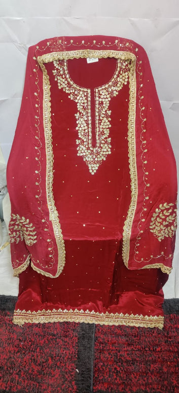 Heavy nack design partywear suit orgenja febric and heavy duptta work