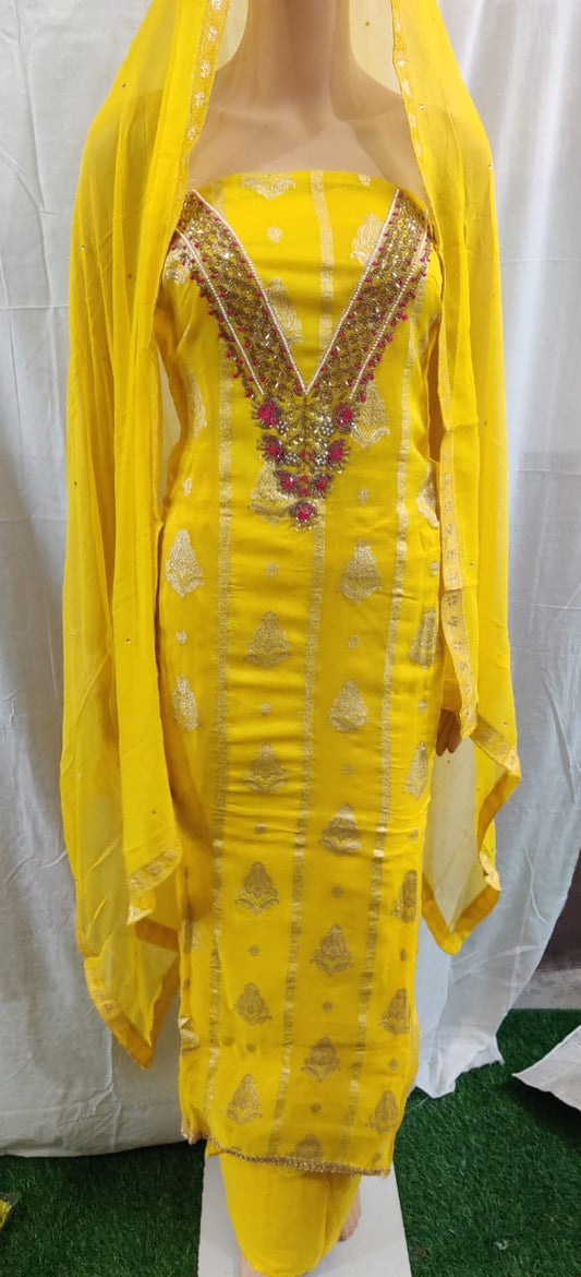 Heavy nack design with siffon duptta and very nice febric