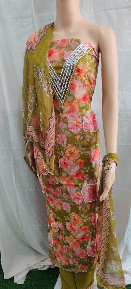 Heavy nack design very nice febric  siffon duptta